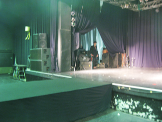 舞台花道 現場写真